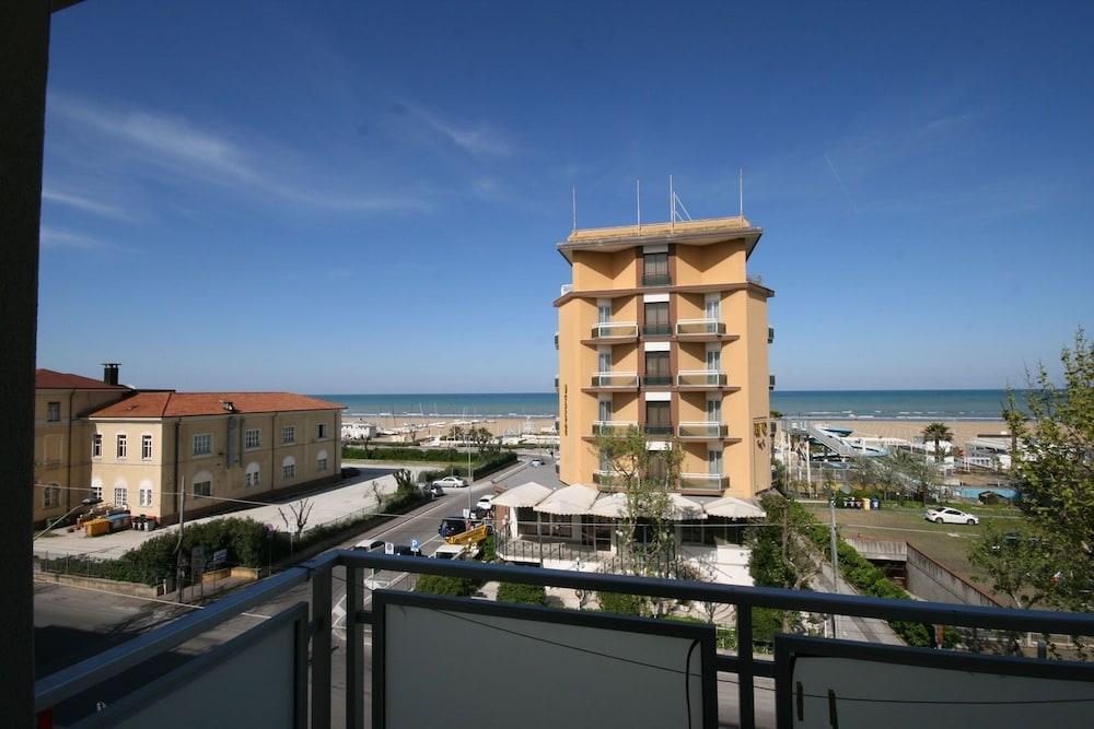 Hotel Sole Mio Rimini Dış mekan fotoğraf