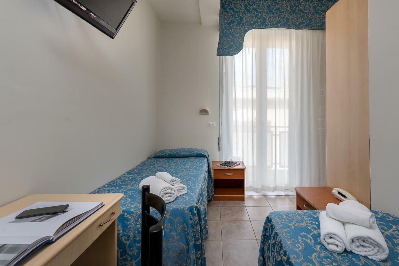 Hotel Sole Mio Rimini Dış mekan fotoğraf