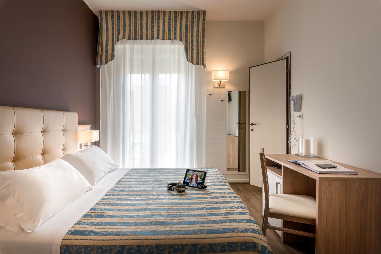 Hotel Sole Mio Rimini Dış mekan fotoğraf