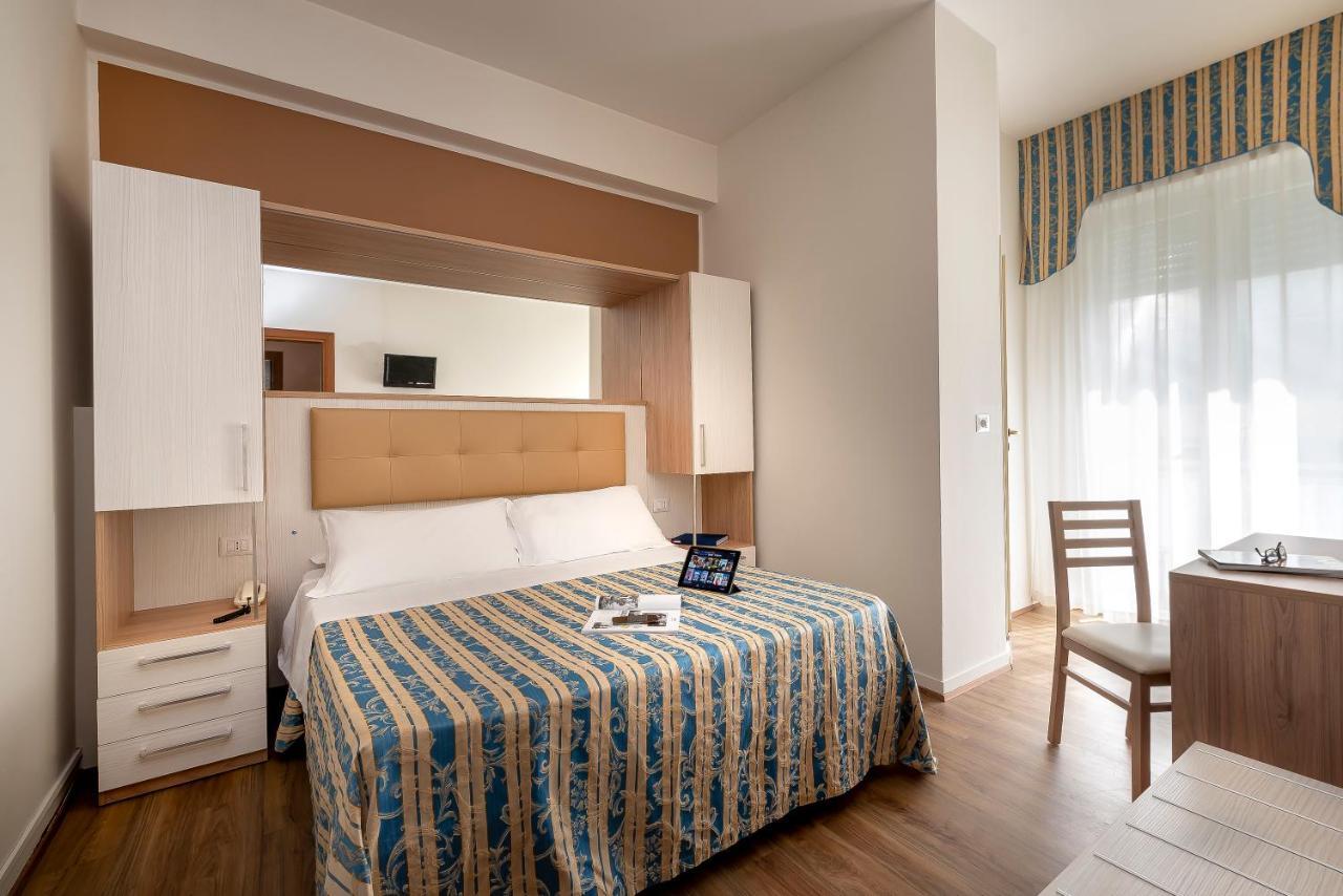Hotel Sole Mio Rimini Dış mekan fotoğraf